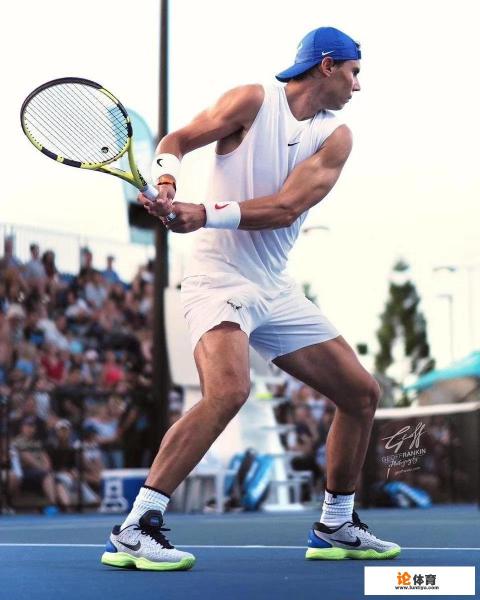 一年一度的法国网球公开赛的大幕就要拉开了,你觉得德约科维奇会继续神奇的表现吗? 一年一度的法国网球公开赛的大幕就要拉开了,你觉得德约科维奇会继续神奇的表现吗?