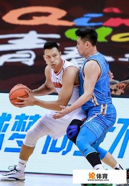 CBA常规赛MVP出炉,你觉得周琦输给阿联的原因是什么? CBA常规赛MVP出炉,你觉得周琦输给阿联的原因是什么?