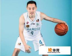 有人说耐克联赛单场狂砍111分,为什么于广龙连CBA替补都打不上呢? 有人说耐克联赛单场狂砍111分,为什么于广龙连CBA替补都打不上呢?