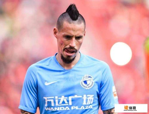 为什么很多巴西籍球员可以在中超踢出自己的技术水平，而其他国的球员相对很难适应中超大环境？