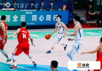 两战均是队内得分王!胡明轩现在已经是广东门面了吗? 两战均是队内得分王!胡明轩现在已经是广东门面了吗?