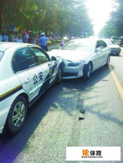 三轮摩托车在缓慢翻车有肯能跳车逃生时.驾驶人应去翻车方向跳车? 三轮摩托车在缓慢翻车有肯能跳车逃生时.驾驶人应去翻车方向跳车?