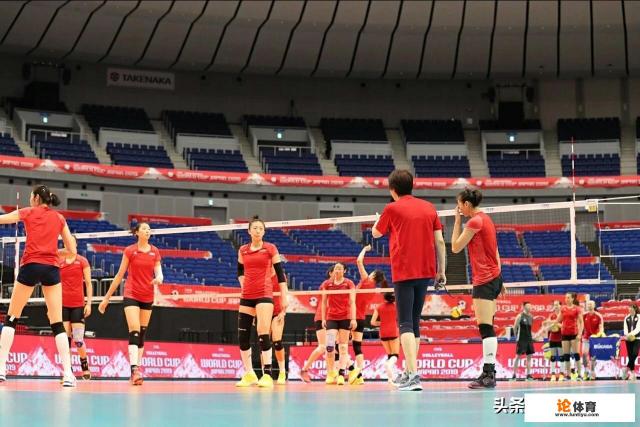 世界杯胜喀麦隆后，中国女排仅休息三小时便投入训练，世界冠军这样炼成的！你怎么看？