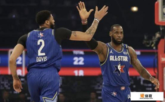 美国目前疫情如何,为何NBA还是如期举行没有看到球迷戴口罩? 美国目前疫情如何,为何NBA还是如期举行没有看到球迷戴口罩?