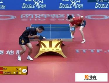 让两面打法球友难受的中路侧旋发球该如何处理？