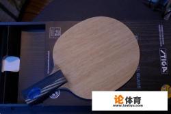 乒乓球的初学者，基本球熟练，旋球还不怎么会。横排握法，想买一个便宜点的DIY练习球拍，有啥推荐？