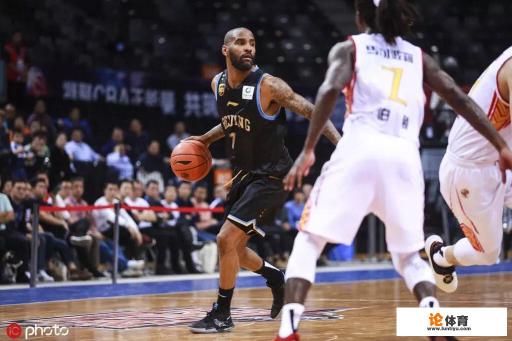 CBA季后赛首轮次场结束，广东和江苏、北京和深圳的战况如何？他们稳进季后赛了吗？