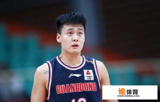 广东后卫竞争白热化，徐杰和胡明轩的崛起，赵睿是到天花板了吗？