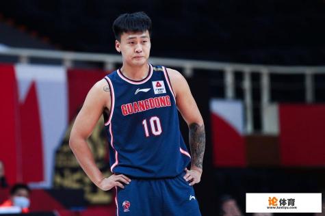 广东后卫竞争白热化，徐杰和胡明轩的崛起，赵睿是到天花板了吗？