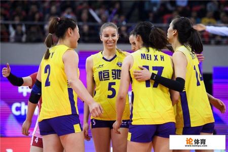 虽败犹荣,恒大女排拼劲十足但还是0:3输给科内利亚诺,如何评价? 虽败犹荣,恒大女排拼劲十足但还是0:3输给科内利亚诺,如何评价?